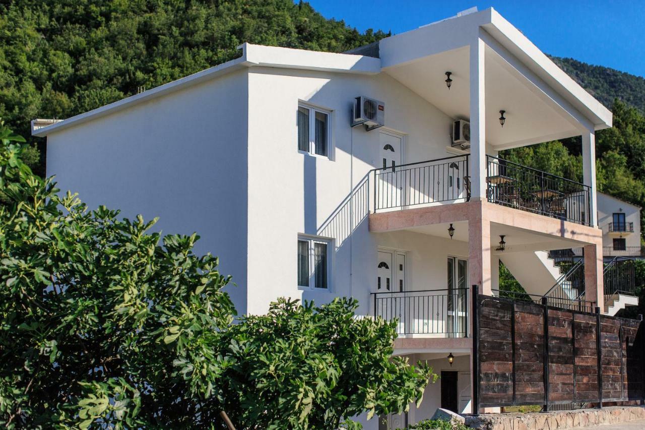 Gazdinstvo Vranac Virpazar Exterior photo